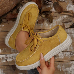 Apricot suede lace-up loafers, round toe, textured white sole